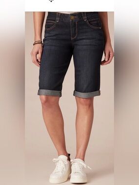 Democracy Petite Women’s Ab-Solution Denim Jorts